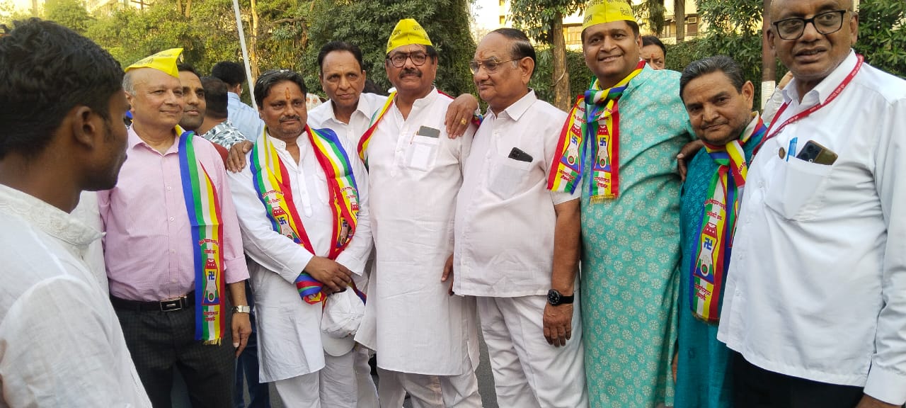 श्री नेमि गिरनार पदयात्रा 2025: नोएडा में ऐतिहासिक स्वागत