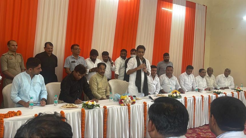 Pankaj Singh Jan Samvad in Noida Sector 99 | Noida Local News | Sector 99 RWA Meeting